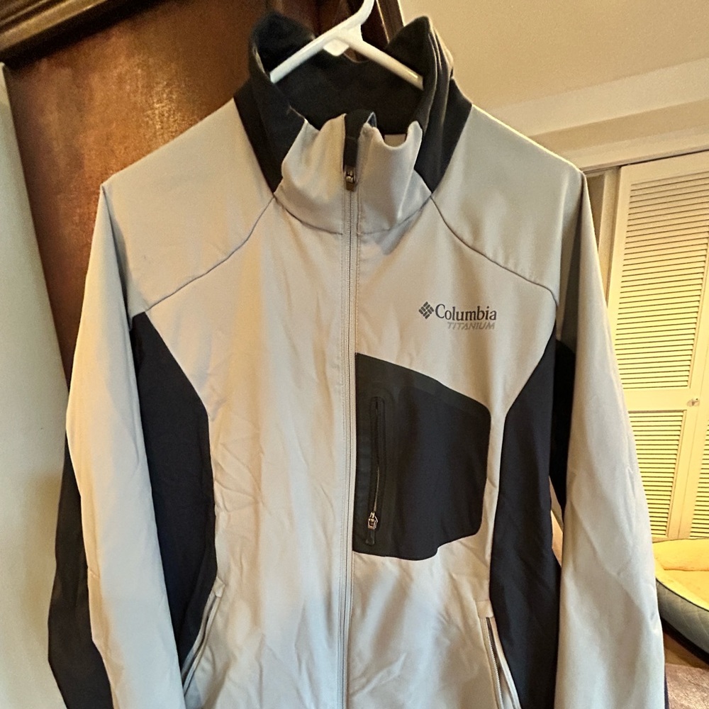 Columbia Titanium Interchange Jacket Size large soft shell coat